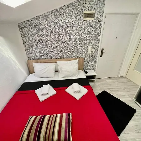 Aleksandra U Centru Grada