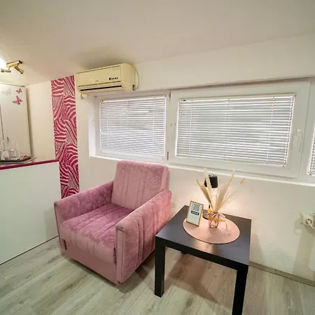 Apartamento Aleksandra U Centru Grada *