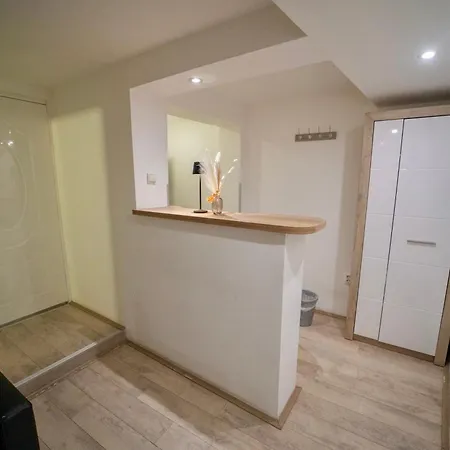 Apartamento Aleksandra U Centru Grada Kragujevac