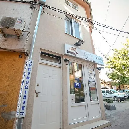 Apartment Aleksandra U Centru Grada