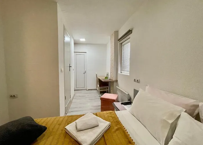 Aleksandra U Centru Grada Appartement