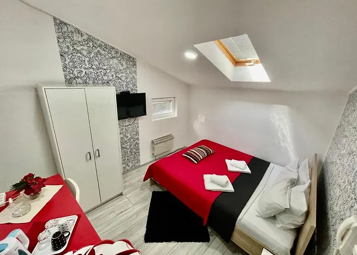 Aleksandra U Centru Grada Kragujevac