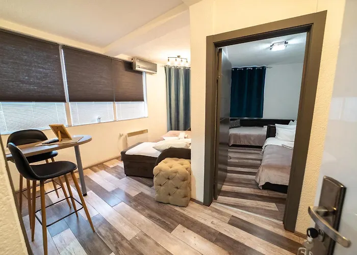 Aleksandra U Centru Grada Appartement